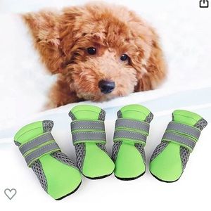 🐾🐾Dog Booties Paw Protectors Shoes Size Medium 🐾🐾